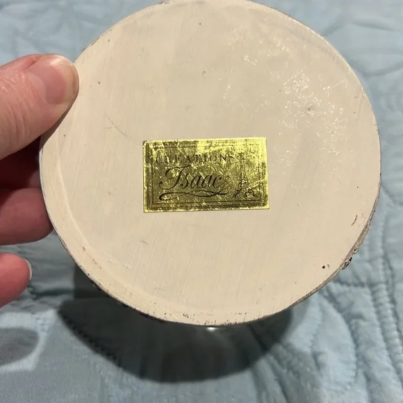 Paris Snow Globe - Picture 4 of 4